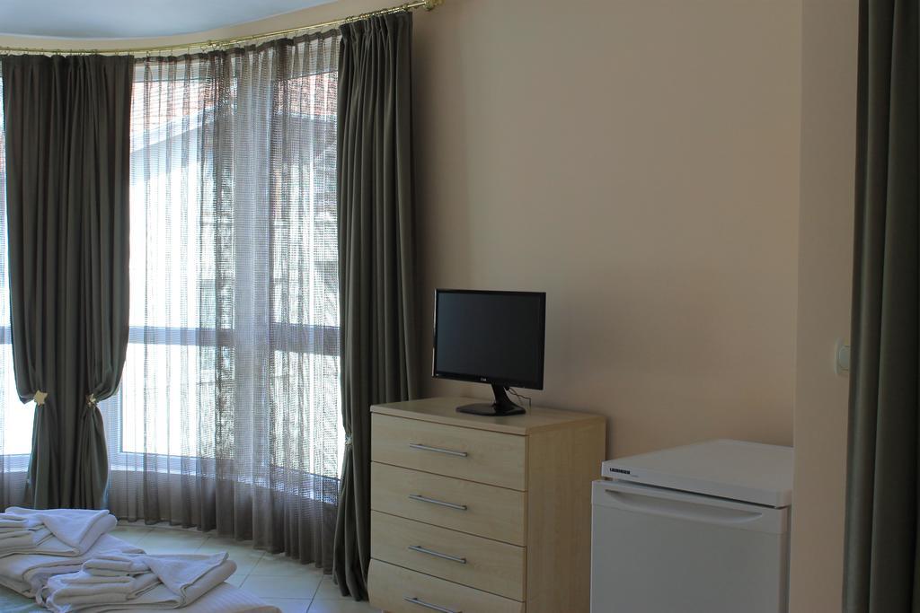 Stela Guest House Carevo Quarto foto