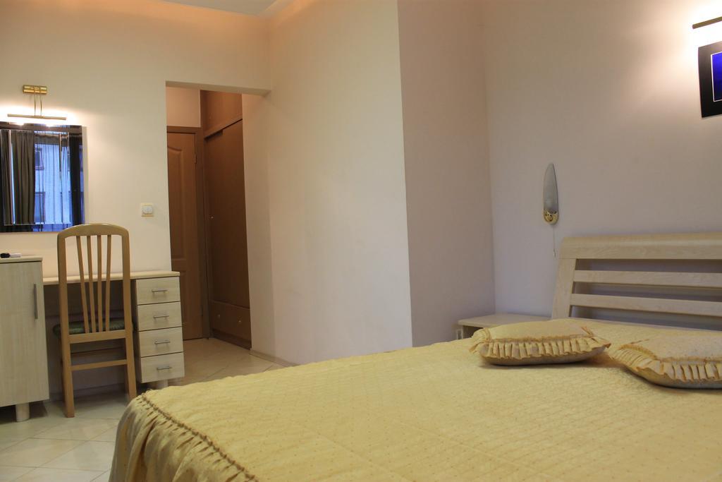 Stela Guest House Carevo Quarto foto